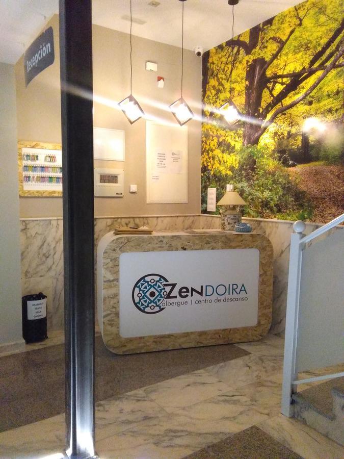 Hostel Zendoira Palas de Rei Exterior foto